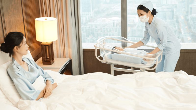 月嫂转育婴师，不只是换个名字那么简单